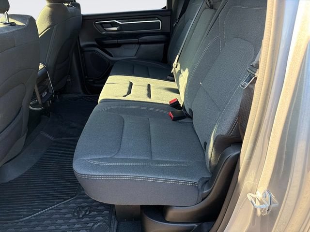 2022 RAM 1500 Big Horn Crew Cab 4x4 5'7" Box