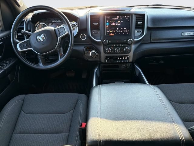2022 RAM 1500 Big Horn Crew Cab 4x4 5'7" Box