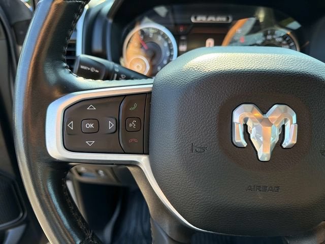 2022 RAM 1500 Big Horn Crew Cab 4x4 5'7" Box