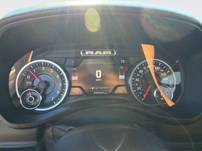 2022 RAM 1500 Big Horn Crew Cab 4x4 5'7" Box
