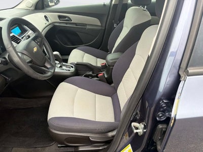 2013 Chevrolet Cruze LS