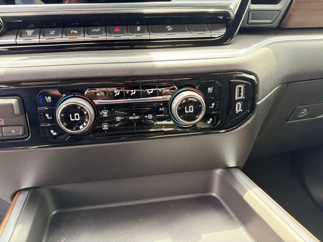 2026 Chevrolet Silverado 3500 HD High Country