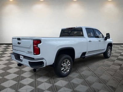 2026 Chevrolet Silverado 3500 HD High Country