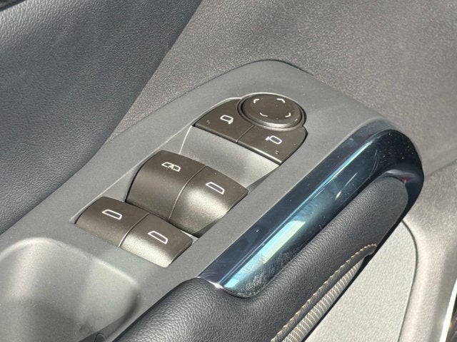 2027 Chevrolet Traverse Z71 - Photo 25