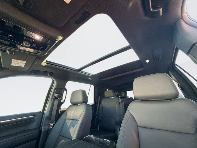 2027 Chevrolet Tahoe Z71 - Photo 28