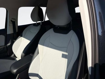 2025 Volkswagen Tiguan SE