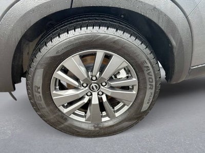 2024 Nissan Pathfinder SV FWD