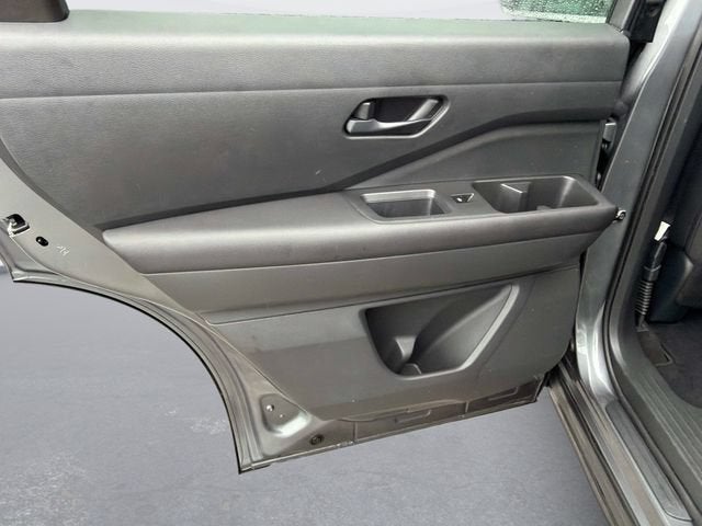 2024 Nissan Pathfinder SV FWD