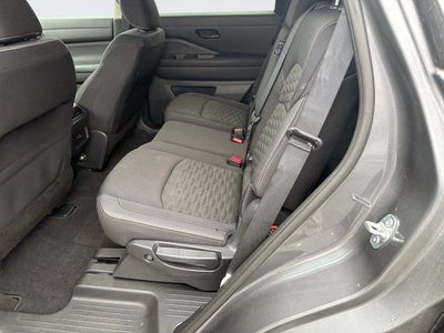 2024 Nissan Pathfinder SV FWD