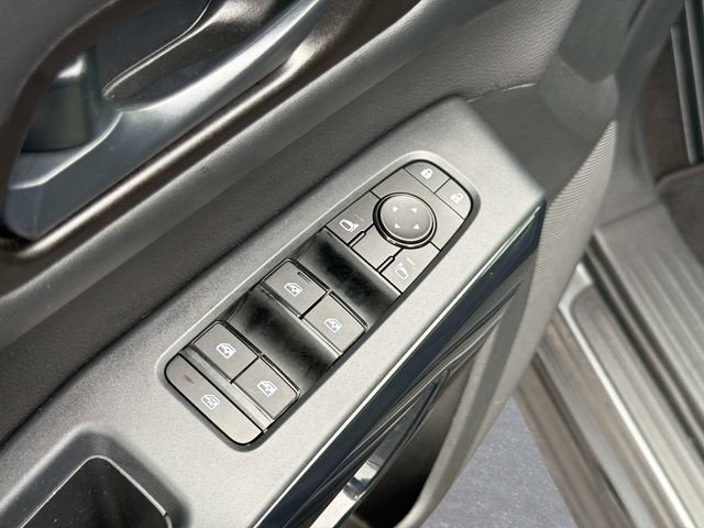 2024 Nissan Pathfinder SV FWD
