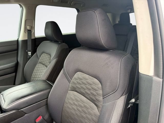 2024 Nissan Pathfinder SV FWD