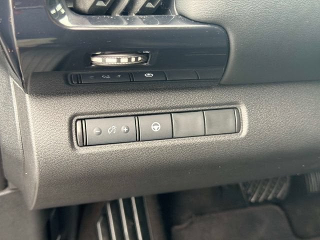2024 Nissan Pathfinder SV FWD