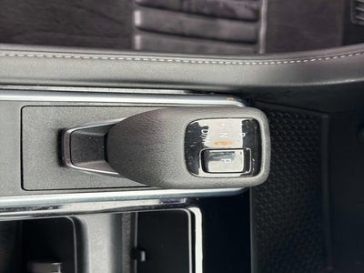 2024 Nissan Pathfinder SV FWD