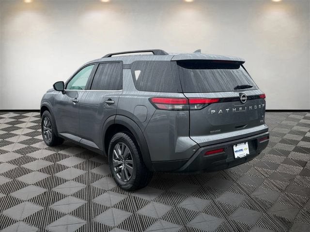 2024 Nissan Pathfinder SV FWD
