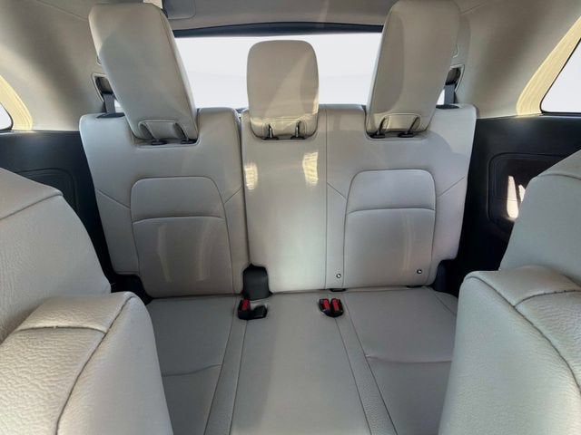 2024 Nissan Pathfinder SL FWD