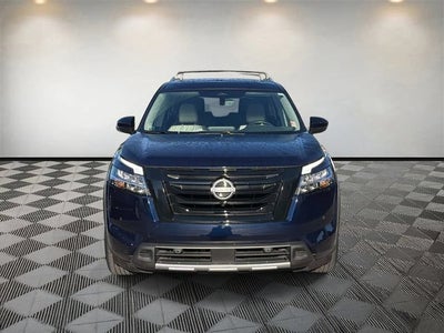2024 Nissan Pathfinder SL FWD