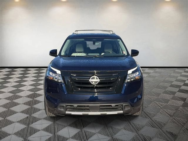 2024 Nissan Pathfinder SL FWD