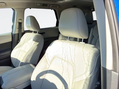 2024 Nissan Pathfinder SL FWD