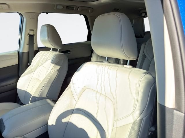 2024 Nissan Pathfinder SL FWD