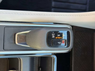 2024 Nissan Pathfinder SL FWD