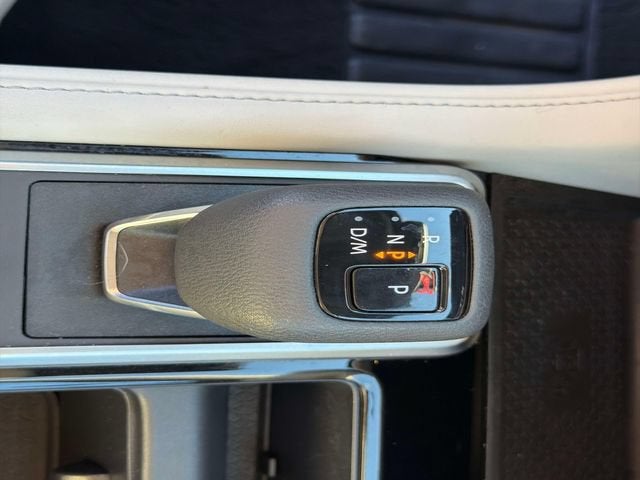 2024 Nissan Pathfinder SL FWD