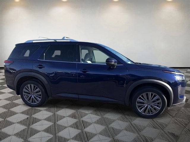 2024 Nissan Pathfinder SL FWD