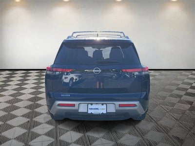 2024 Nissan Pathfinder SL FWD