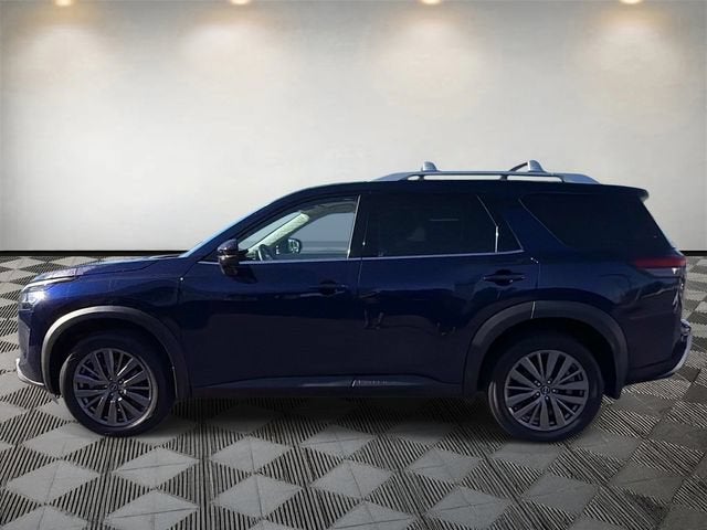 2024 Nissan Pathfinder SL FWD