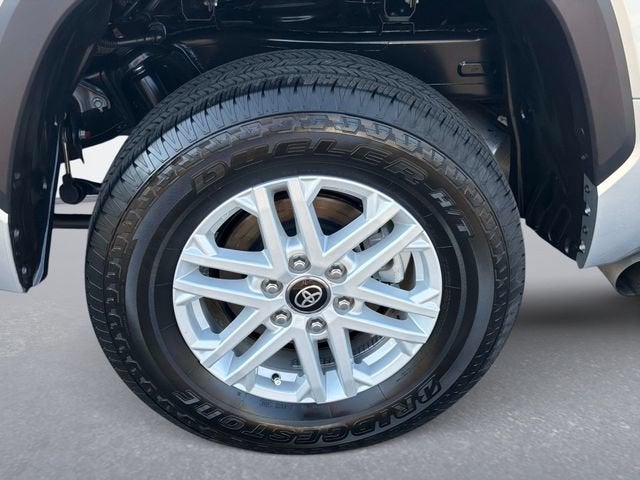 2026 Toyota Tundra 4WD SR5