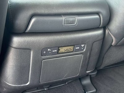2024 Nissan Armada SV