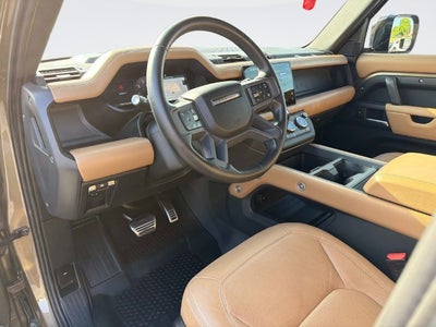 2025 Land Rover Defender X-Dynamic SE