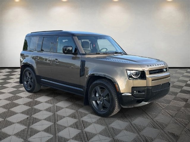 2025 Land Rover Defender X-Dynamic SE