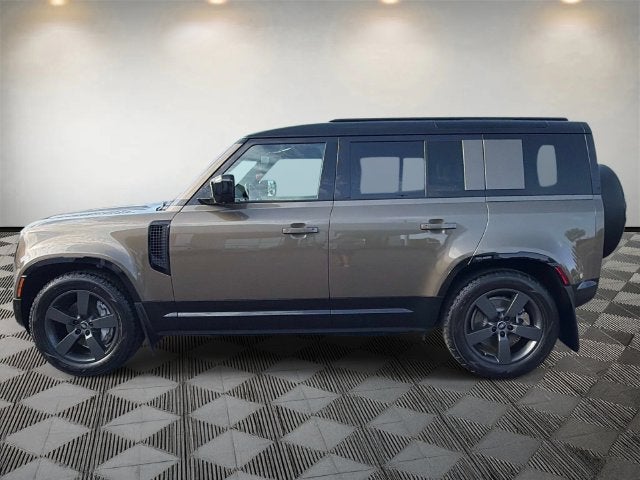 2025 Land Rover Defender X-Dynamic SE